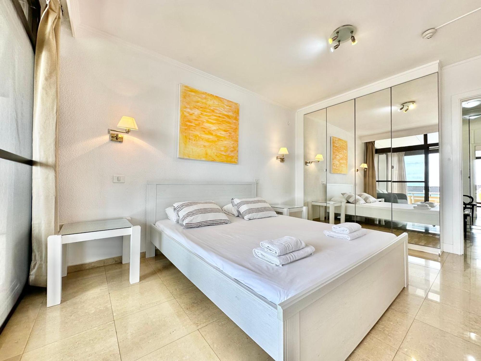 First Line Attic - Adults Only - Διαμέρισμα Πουέρτο Ντε Λα Κρουζ Εξωτερικό φωτογραφία